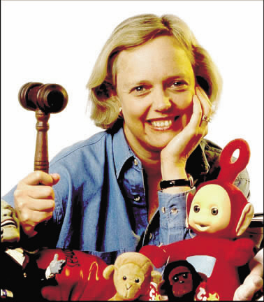 直销专业网,总裁,雅芳,钟彬娴