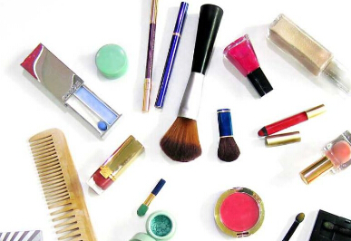 未来我国化妆品市场年增为15%