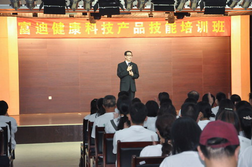 韩治国先生通过数个小故事讲述了人生的大哲理