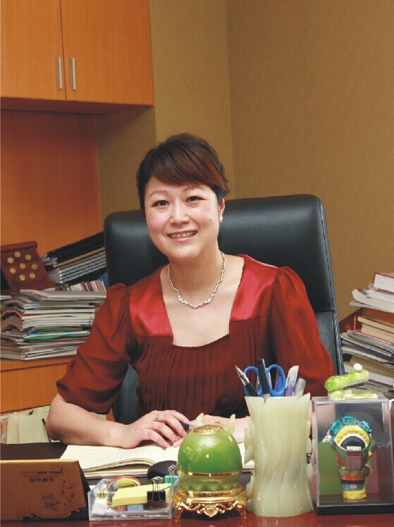 绿之韵常务副总裁劳嘉