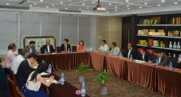 宾主双方交谈甚欢，合作意向浓厚