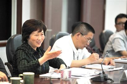 成都市工商局组织在蓉直销企业座谈交流时发出信号