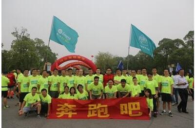 直销专业网,隆力奇,马拉松,钱军彪