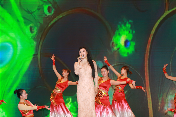 完美公益影像节在京隆重举行 用影像推动公益讲述最美善行