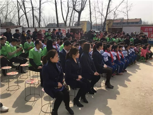 “阅读点亮人生”—罗麦联手启明公益万里行走进山东菏泽