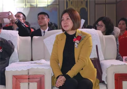 绿之韵碧波庭元一伟业橙色风暴周年庆暨2017全球战略发布会盛大举行