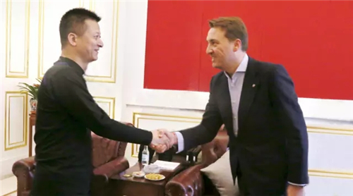 权健董事长束昱辉会见西班牙莱万特足球俱乐部主席一行