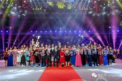 砥风砺雨，共享黄金时代——荣格18周年盛典圆满落幕