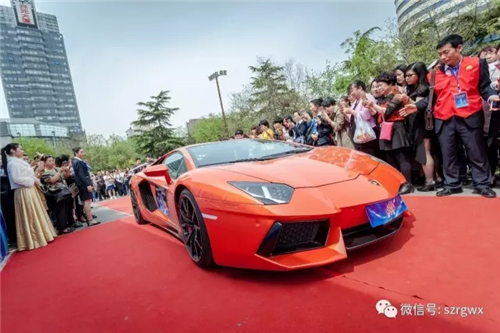 砥风砺雨，共享黄金时代——荣格18周年盛典圆满落幕