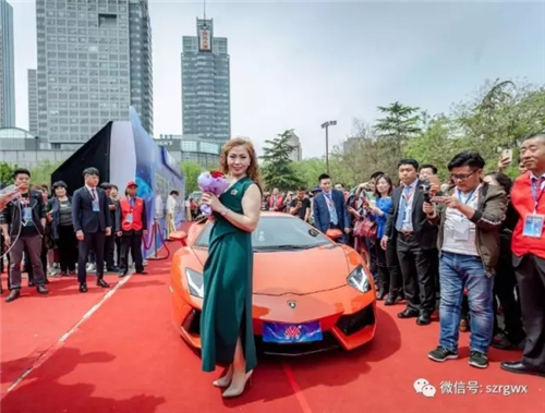 砥风砺雨，共享黄金时代——荣格18周年盛典圆满落幕