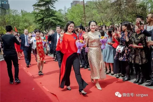 砥风砺雨，共享黄金时代——荣格18周年盛典圆满落幕