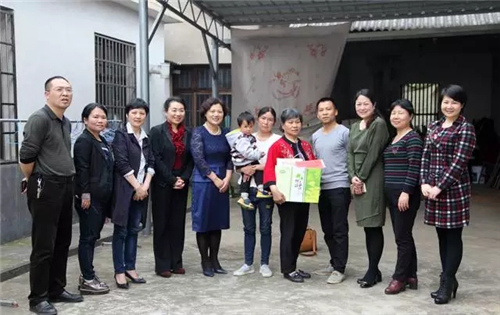 情暖母亲，为爱坚强——绿之韵“关爱贫困母亲”爱心走访活动走进浏阳