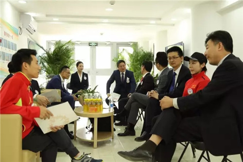 携手中华全国体育基金会，让爱心传递，德家处处在行动！