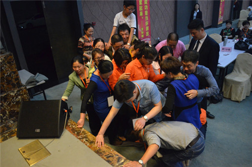 金日举办“健康有约·你我共享”培训会