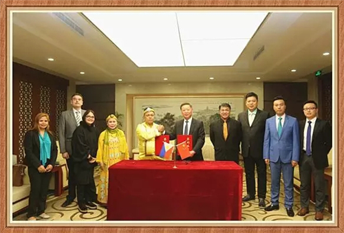 菲律宾巴拉望岛及棉兰岛国王王后一行考察隆力奇