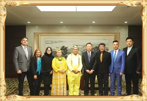 菲律宾巴拉望岛及棉兰岛国王王后一行考察隆力奇