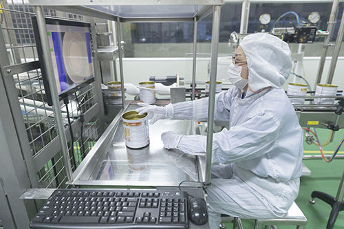 探访完美扬州生产基地，为您解开完美的品牌密码