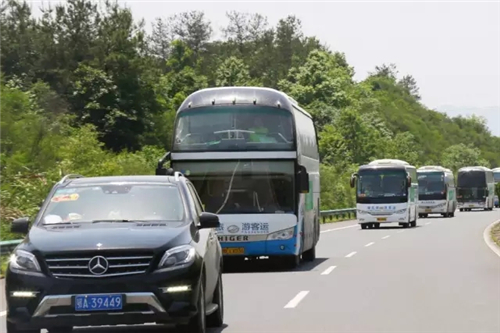 2017“让爱传出去”——尚赫第94所小学举行揭牌仪式