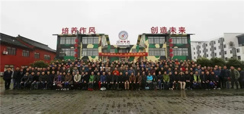 隆力奇吸纳军转民优秀人才 实践军民融合