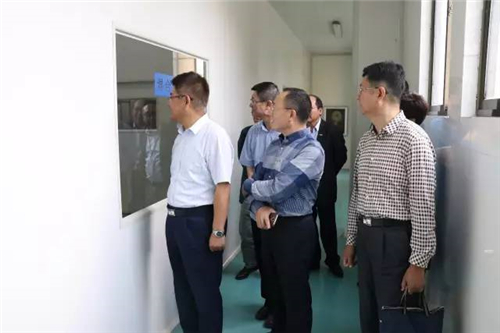 青岛市工商领导莅临长青（中国）日用品有限公司参观调研