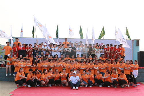 2017让爱传出去 ——第102所、第103所尚赫公益小学揭牌仪式