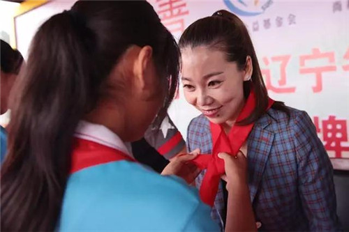 2017让爱传出去 ——第108所尚赫刘双燕小学揭牌仪式