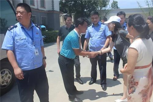 权健湖南分公司携长沙市工商局赴宁乡灾区慰问活动