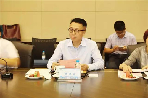 绿叶徐建成应邀出席江苏•辽宁青年企业家对口合作座谈会