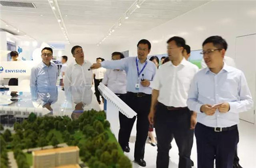 绿叶徐建成应邀出席江苏•辽宁青年企业家对口合作座谈会