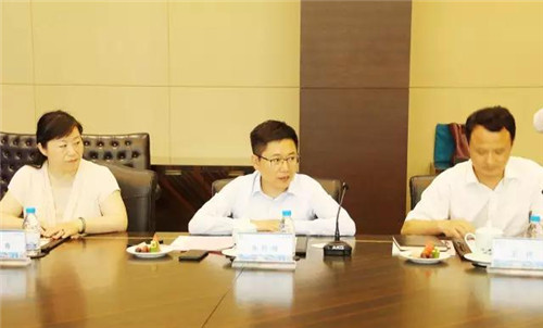 绿叶徐建成应邀出席江苏•辽宁青年企业家对口合作座谈会