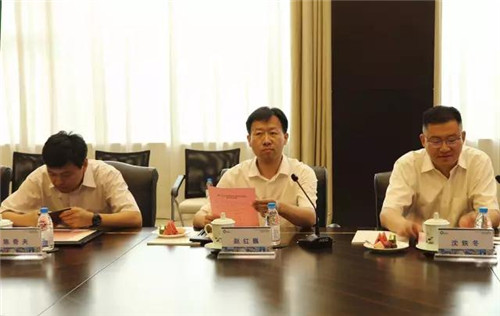 绿叶徐建成应邀出席江苏•辽宁青年企业家对口合作座谈会