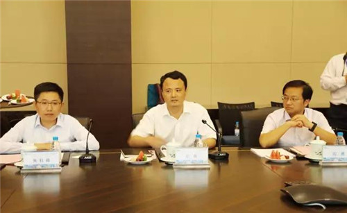 绿叶徐建成应邀出席江苏•辽宁青年企业家对口合作座谈会