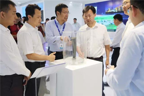 绿叶徐建成应邀出席江苏•辽宁青年企业家对口合作座谈会