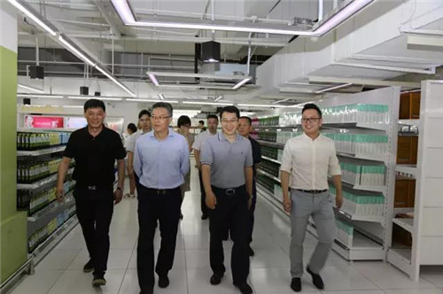 苏州市委常委、副市长吴庆文一行调研隆力奇