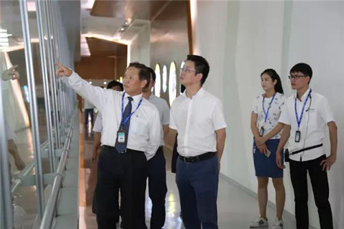 常熟市副市长许浩一行调研隆力奇