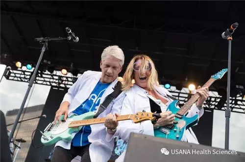 USANA 成功打破吉尼斯世界纪录 并为基金会募捐23万份餐食