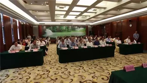 罗麦启明公益基金会向贵州省捐资助学一亿元