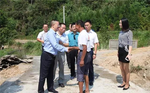 绿之韵集团定点精准帮扶活动走进浏阳乌石村