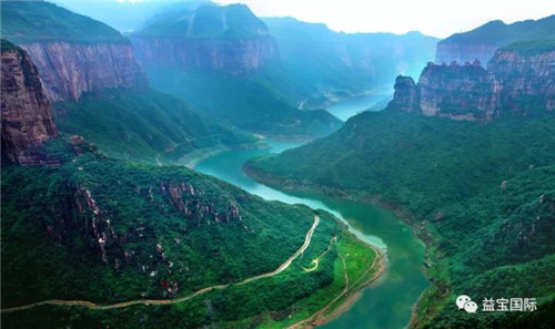 益宝集团绩优经销商华山之旅成功举办！