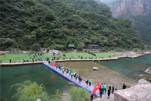 益宝集团绩优经销商华山之旅成功举办！