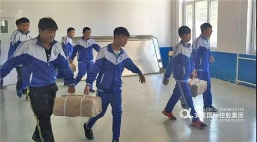 安发高益槐科技教育发展基金会图书捐赠活动走进内蒙古