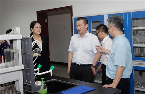 国家工商总局督察组莅临绿之韵集团检查指导工作