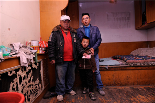 2017让爱传出去 ——第127所尚赫唐洪燕小学揭牌仪式举行