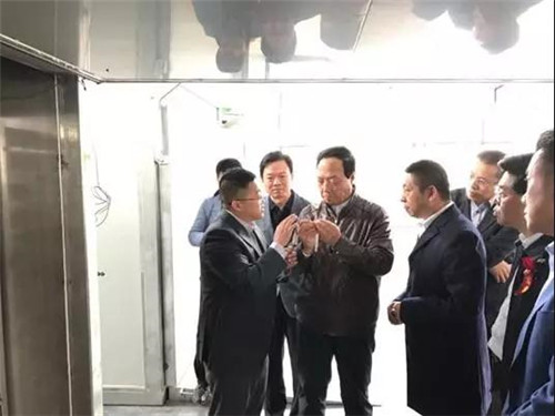 天士力董事局主席闫希军赴威海考察并参加第三届文登西洋参文化节