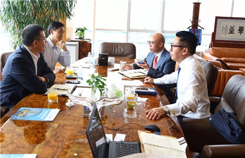 盐城开发区光电产业园周翔书记一行莅临绿叶视察指导