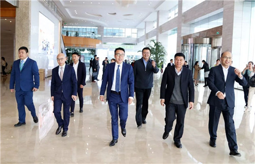 国家级盐城经济技术开发区郭玉生书记携考察团莅临绿叶视察指导