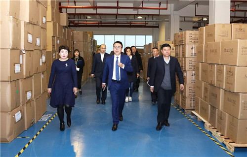 国家级盐城经济技术开发区郭玉生书记携考察团莅临绿叶视察指导