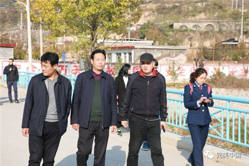 记者节传播大爱，完美公司助力扶贫工作