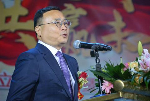 炎帝生物慧泽国际系统五周年暨表彰盛典在株洲体育中心拉开帷幕