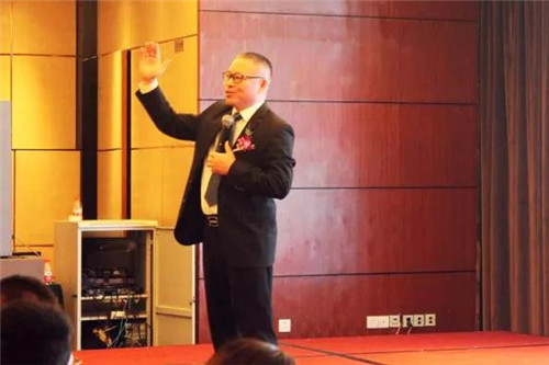 致中和“百年老字号·民族致中和”产品说明会激情召开